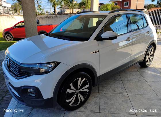 VOLKSWAGEN T-CROSS 1.0 200 TSI TOTAL FLEX COMFORTLINE AUTOMÁTICO VOLKSWAGEN T-CROSS 1.0 200 TSI TOTAL FLEX COMFORTLINE AUTOMÁTICO